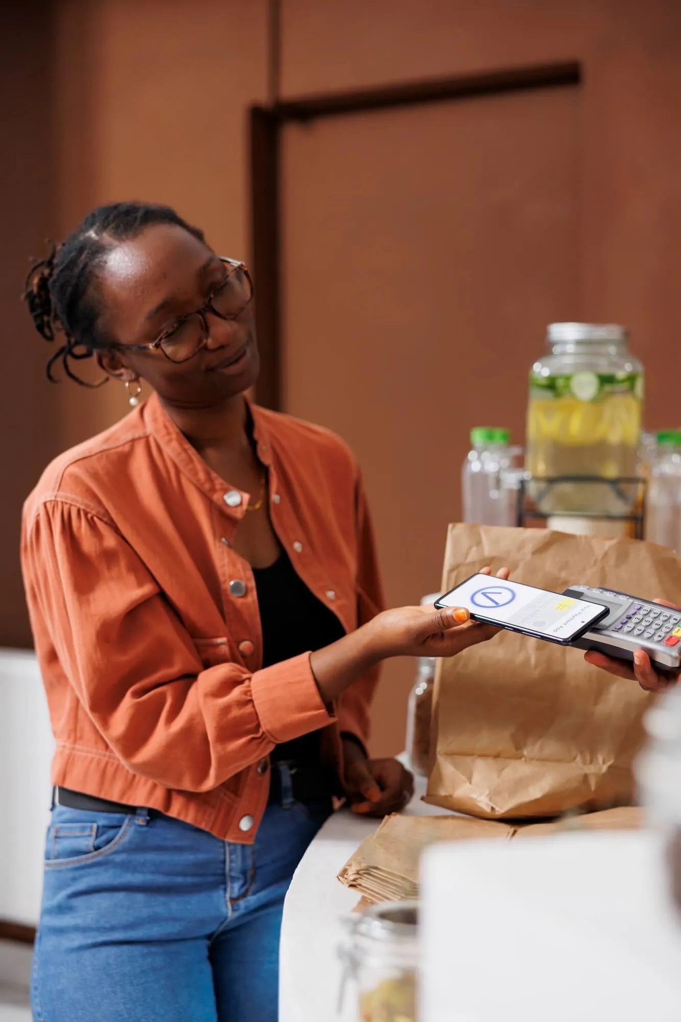 Woman using TENN banking